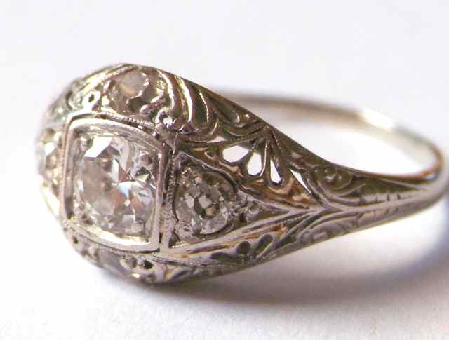 Antique engagement rings vancouver bc